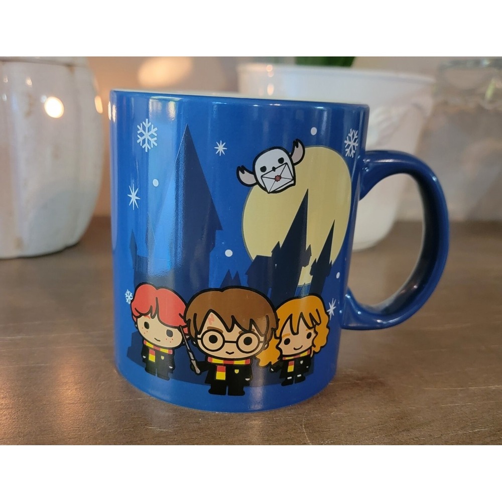 Harry Potter‎ Hogwarts Christmas Chibi Cartoon Ceramic Coffee Mug 20 Oz. Gift